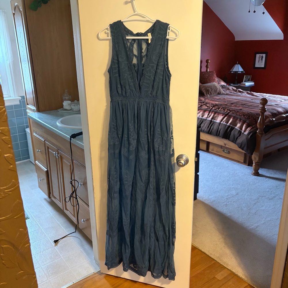 Wishlist Teal Lace Maxi Dress with Plunging V-Neck